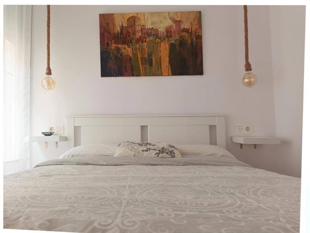Apartamento Mariana กรานาดา ภายนอก รูปภาพ